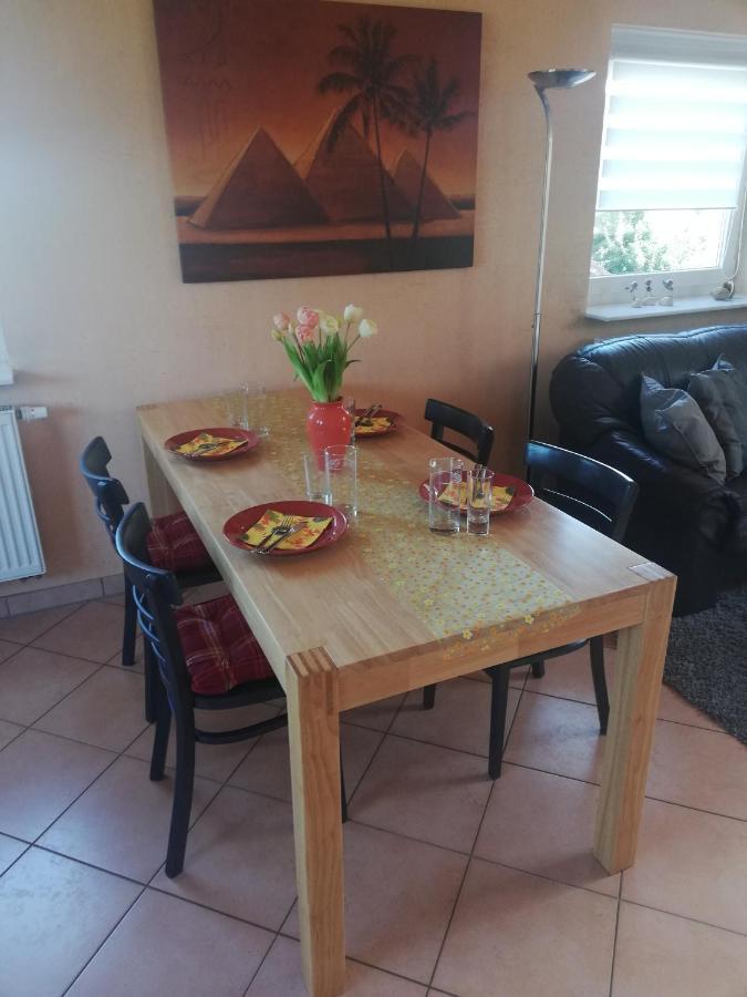 Anna - Neue Ferienwohnung Mit Blick Ins Gruene Ober-Abtsteinach Exteriör bild